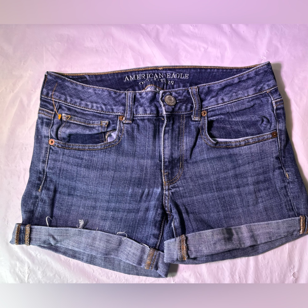 American Eagle Outfitters Classic Blue Jeans